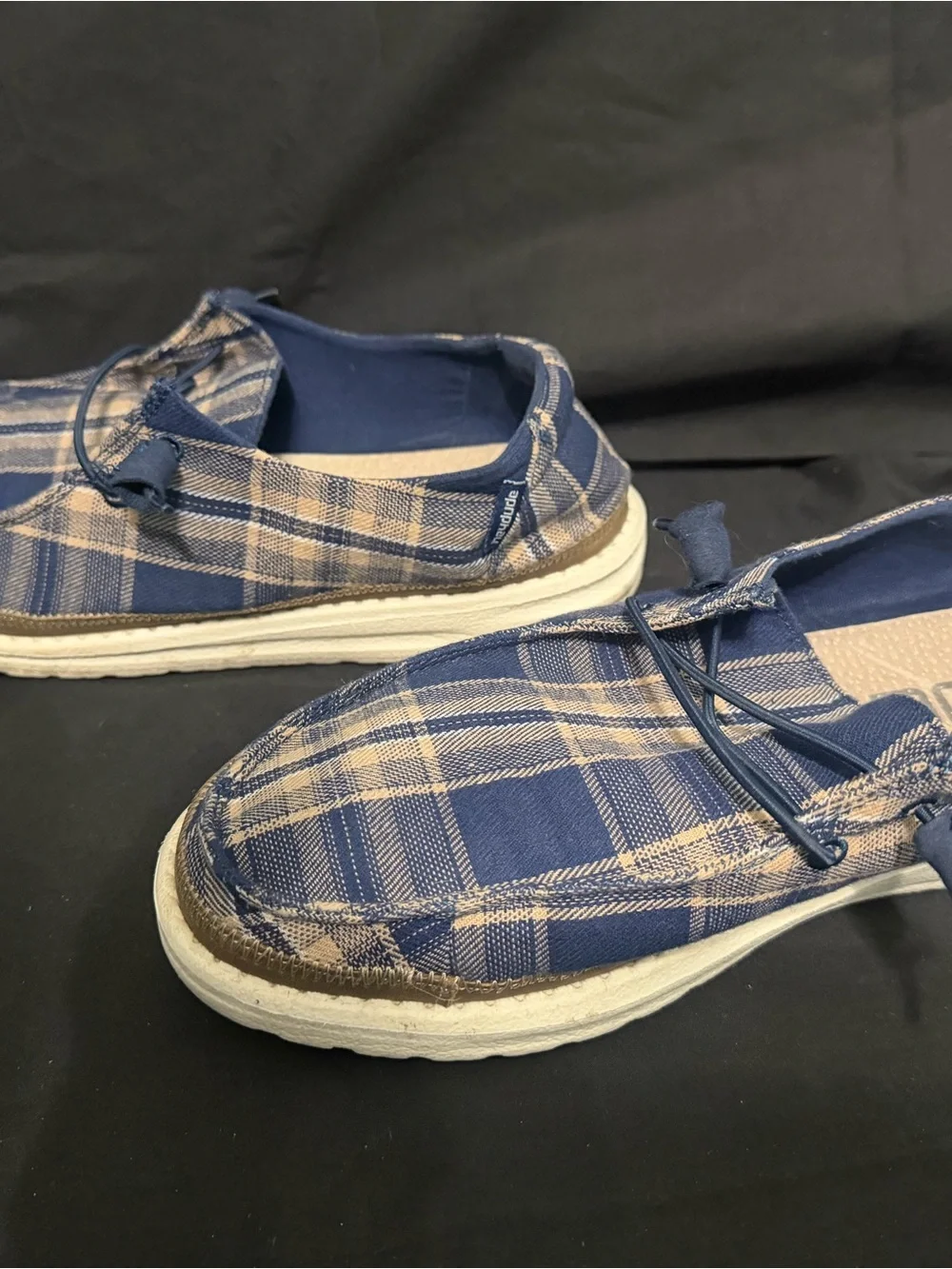 Hey Dude Wendy Plaid Slip-On Loafers in Navy and Tan Sz 10